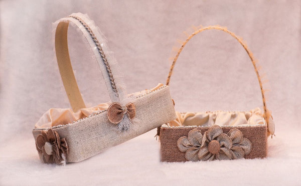 Aura handle hamper